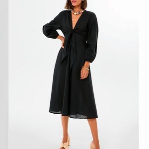 Black Novella Midi Dress
HARSHMAN